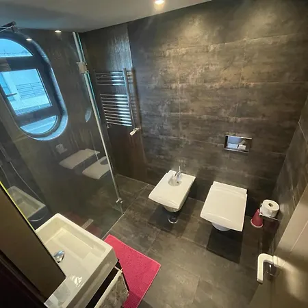 25 Minutes From Lisbon & 10 Min From The Sea With Private Pool & Jacuzzi Willa